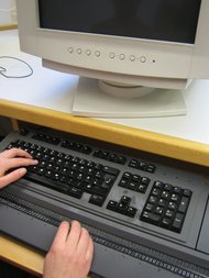 Lavorare al PC con il display braille