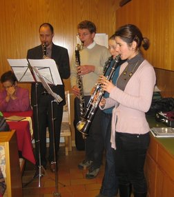Accompagnamento musicale della banda Zwölfmalgreien