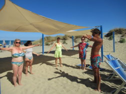 Ginnastica in spiaggia