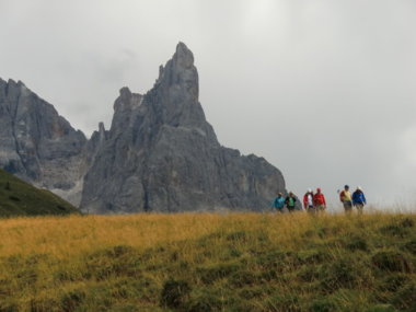 alcuni partecipanti minorati della vista con i loro accompagnatori