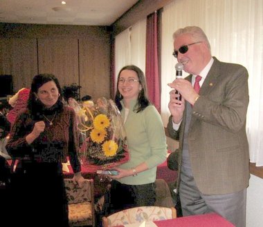Stockner Josef si congratula con Ilaria Frenez Stockner Josef si congratula con Ilaria Frenez